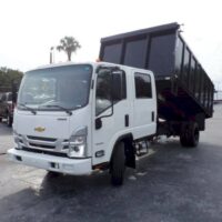 Camion de volteo chevrolet 2022 blanco usado a buen precio de venta