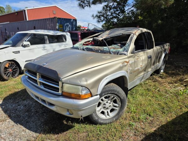 Tow away your own great deal - Tow / Impound Auction - Louisa VA - Open to the Public - Image 18