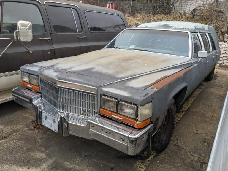 1989 Cadillac Airport Limo/Hearse Inside vehicle with other junk